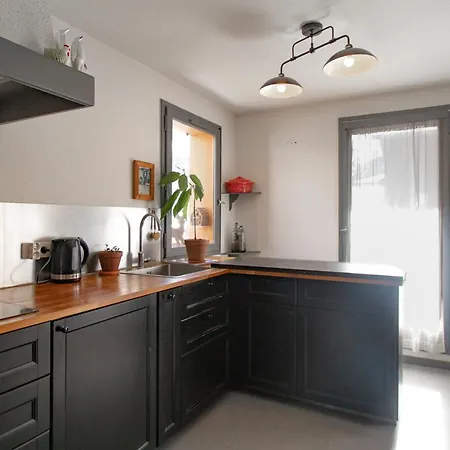 Adonis A - Cosy Renovated Apartamento *
