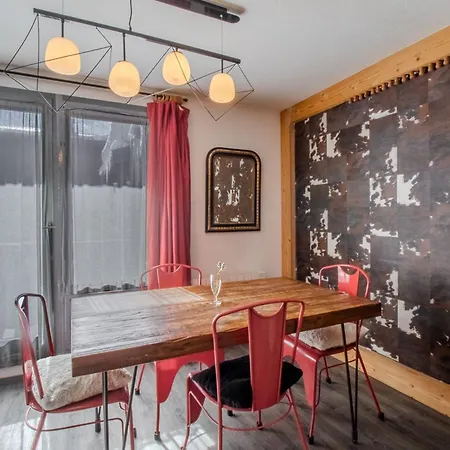 Adonis A - Cosy Renovated Apartamento
